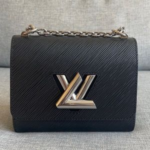 Louis Vuitton Twist PM in Black Epi Leather